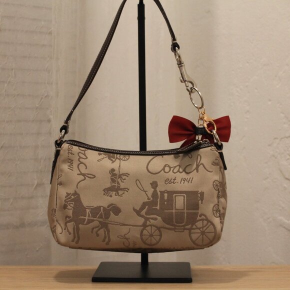 👛 SOLD 👛 - Picture 4 of 4